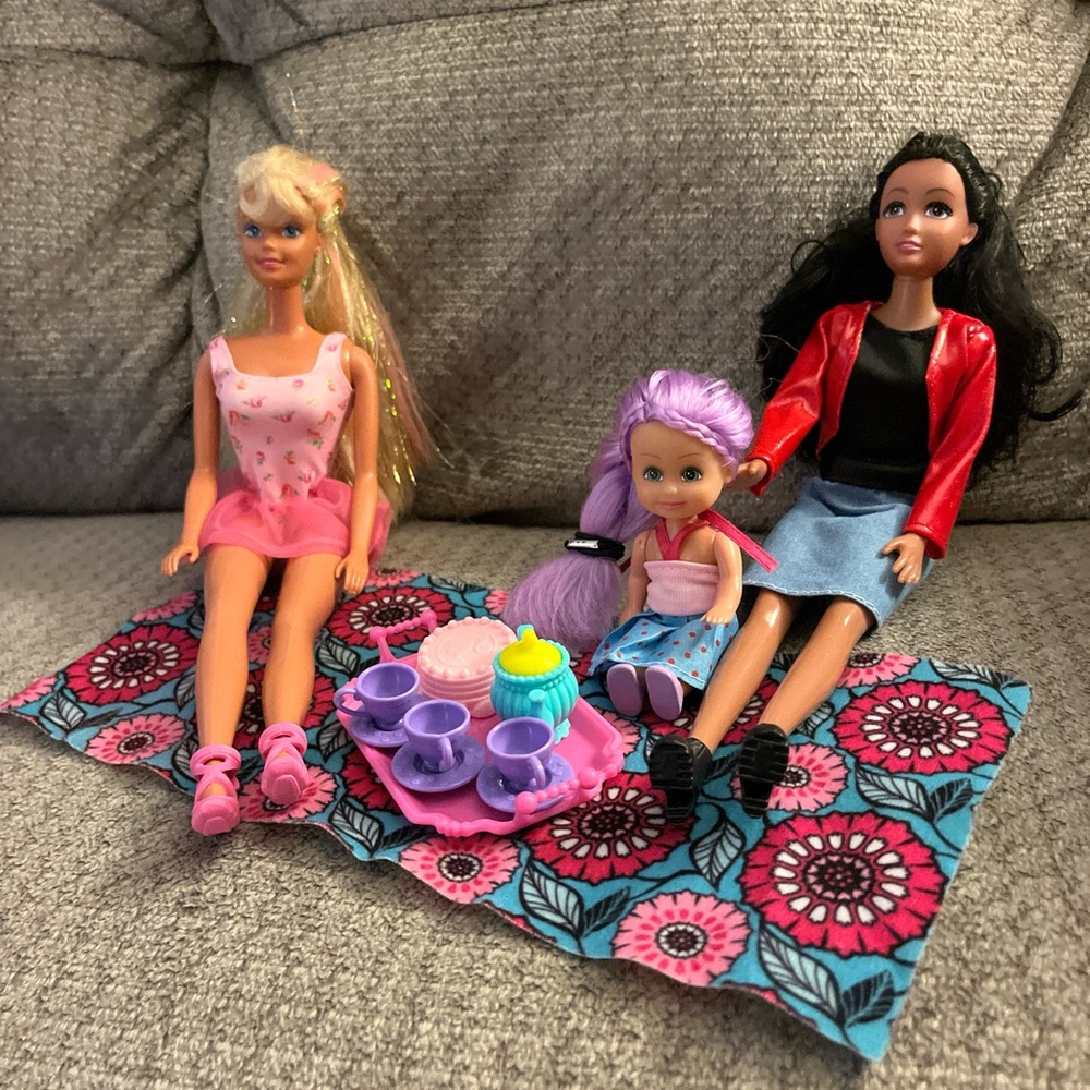Fashion Doll Picnic Set with Pink and Purple Outfits